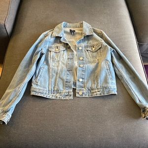 Gap distressed jean jacket- NWOT